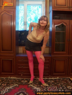 Magenta pantyhose on blonde MILF - N