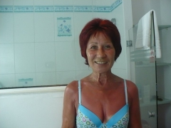 colette granny 65 ans - N