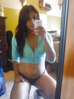 SELFSHOT PAKISTANI TEEN PICS - N