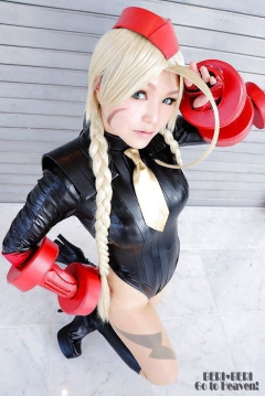 Cosplay cuties wasted on geeks lol - N