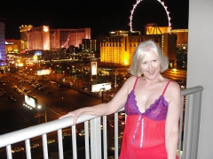 vegas party slut - N