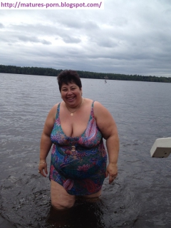 Sexy russian granny in bikini - N