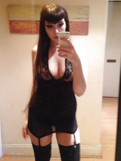 Goth teen nude selfies - alt girl with a tight body - N