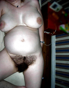I am delighted with such hairy pussy!! - N
