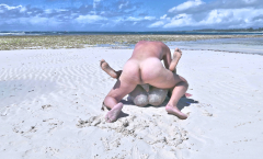 Fucking on the beach, interracial beach porn in Africa - N