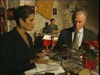 Elegant Italian Mature Cheating Husband On Restaurant at DrTuber