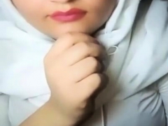 amazing-filthy-hijab-livestream