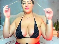 bbw-with-big-boobs-on-webcam-3-gives-ca